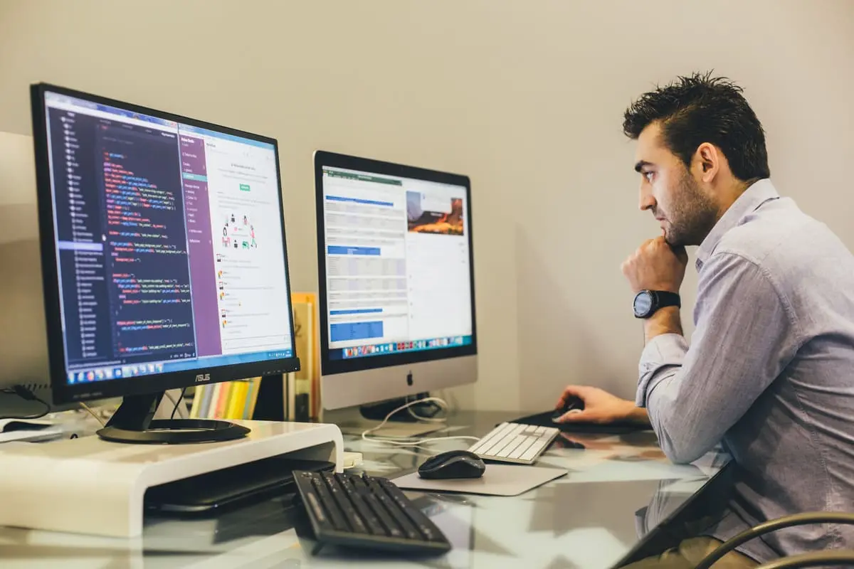 Cabecera consultoria tecnológica